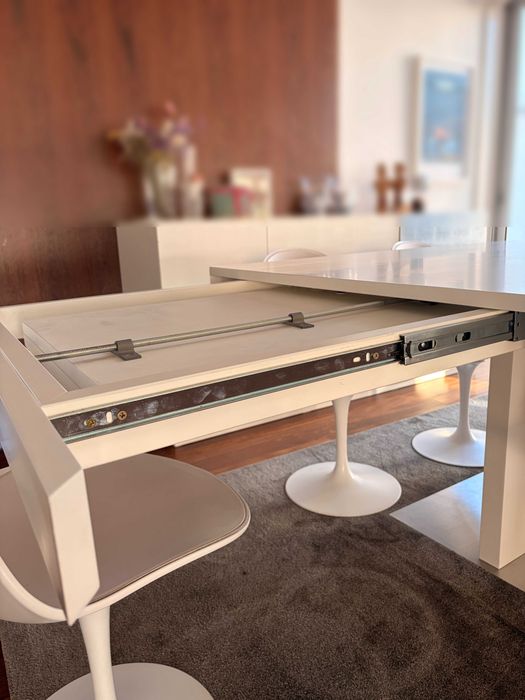Mesa de jantar extensível até 3mt (comprimento) e 1mt (largura) (NOVO PREÇO)