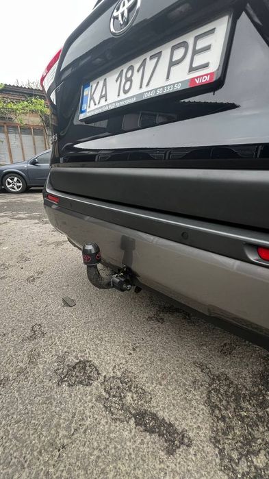 Продам Toyota RAV4 2021 року офіційна