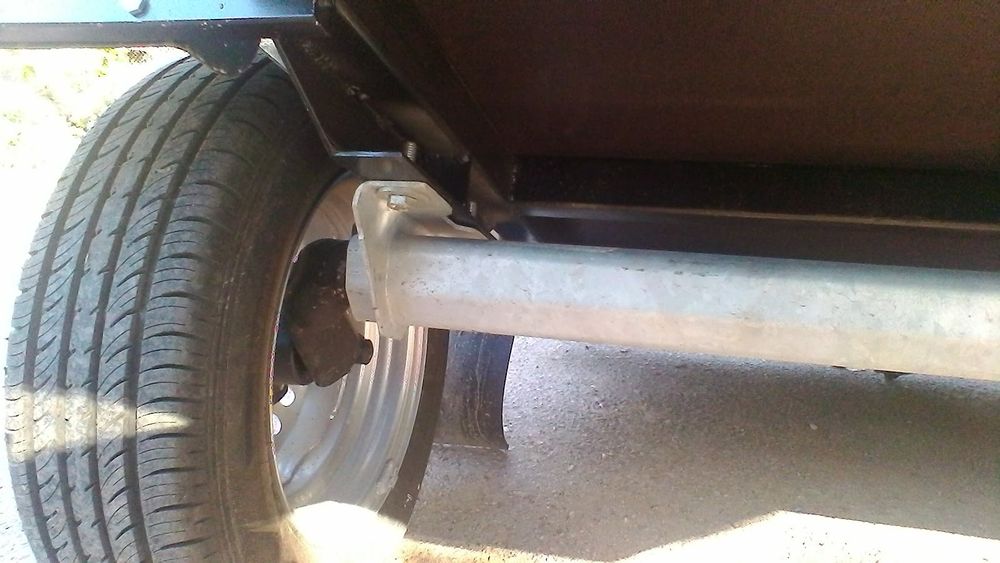 Причіп для легкового автомобіля