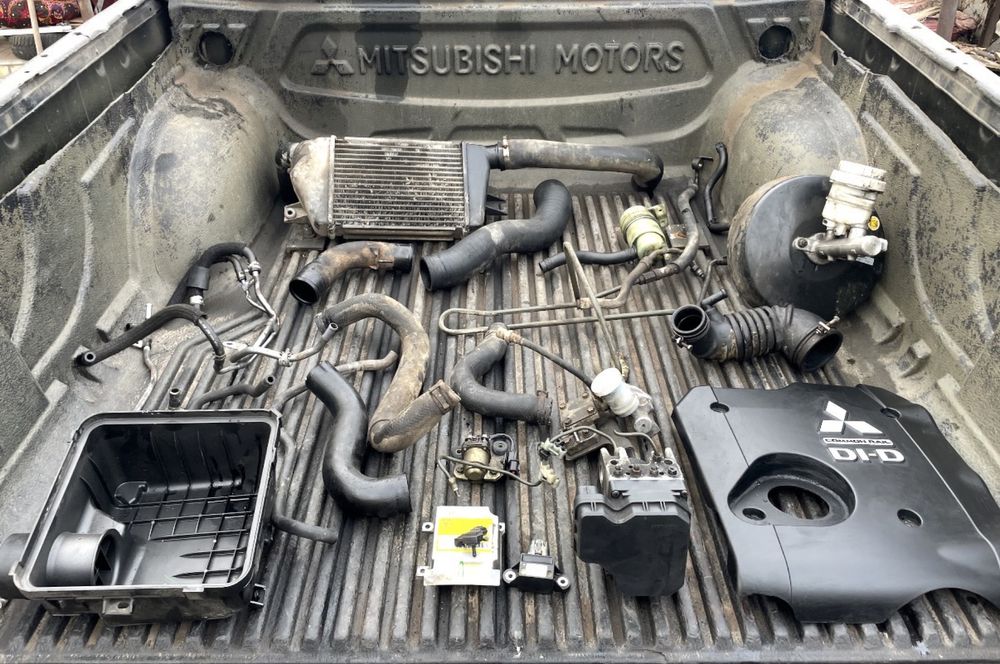 Піввісь L200. Важіль L200. L200 на розбір