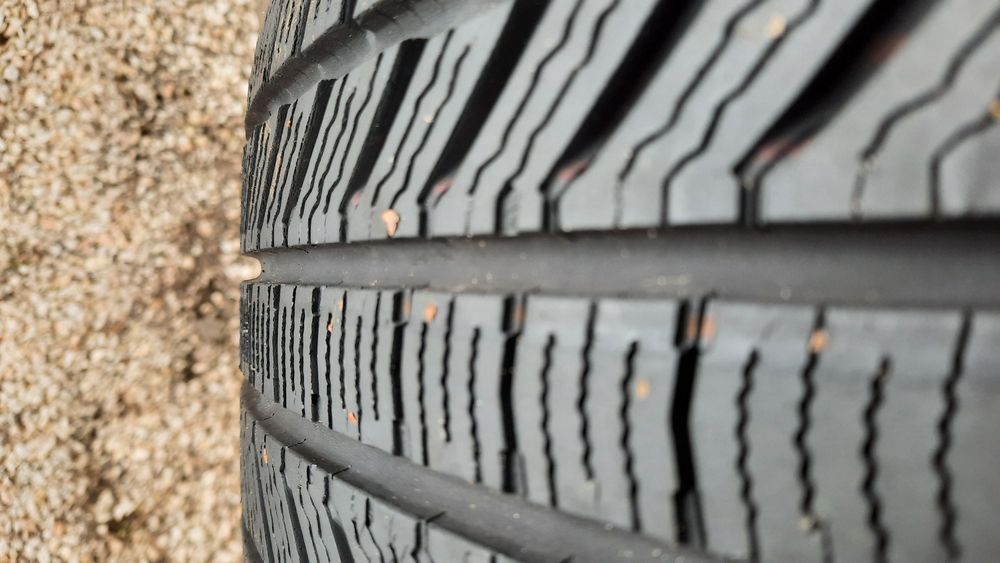 Continental 225/45 R18 Winter Contact 6 mm