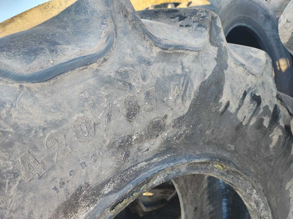 Opona rolnicza 420/85R24 i 16.9R24 Continental