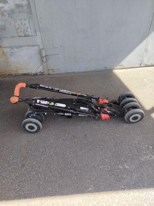 Дитячий прогулянковий візок Макларен