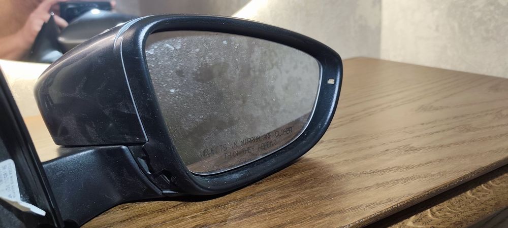 Дзеркало праве Фольксваген пасат b8 NMS 2016 року