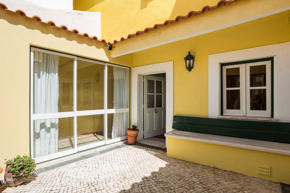 Quartos para alugar em moradia