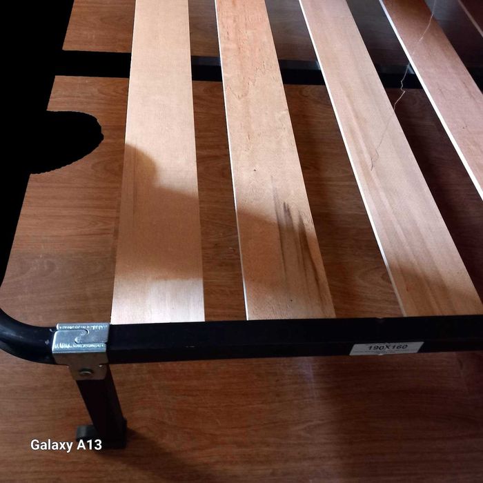 Cama Ferro c/ colchão Climax Ortopédico pés com rodas