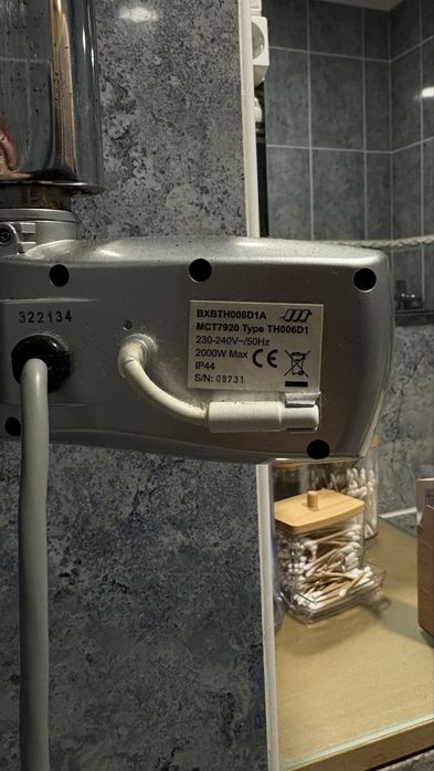 Aquecedor de toalhas
