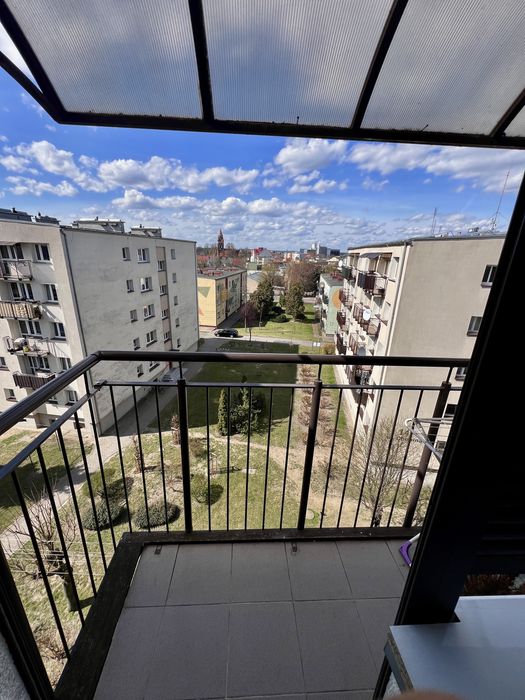 3 pokoje | balkon | blisko szkoły | 49 m² | gotowe do zamieszkania