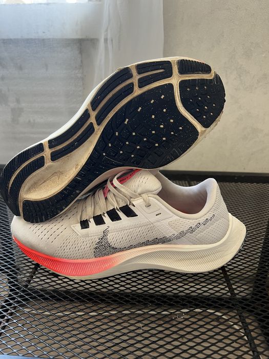 Жіночі кросівки nike air zoom pegasus 38 white