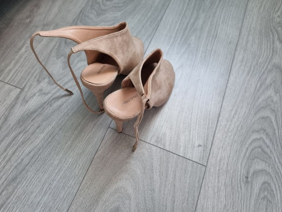 Sprzedam śliczne szpilki