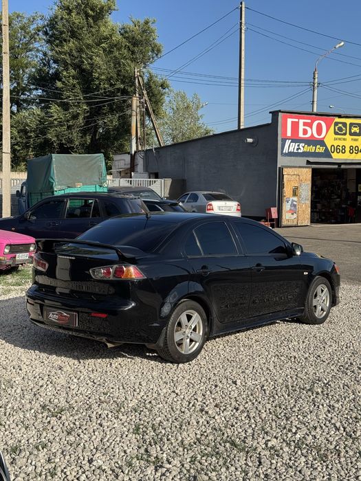 Mitsubishi Lancer 10