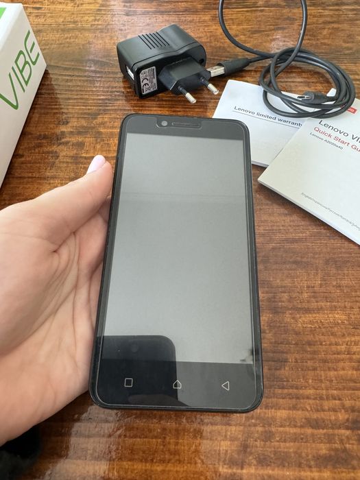 Смарфон, мобільний телефон Lenovo A2020a40