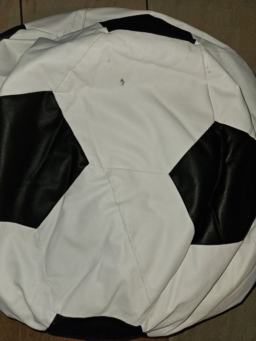 Piłka siedzisko pufa  fotel na kulki