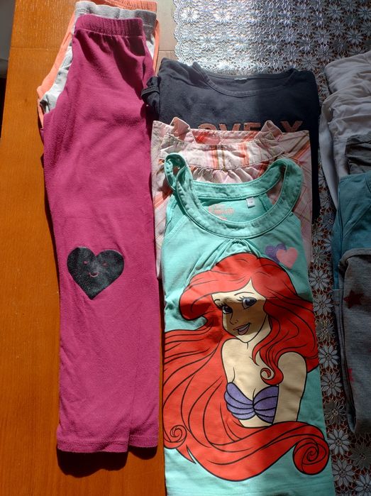Ubrania, getry, t-shirt , spódnica, tunika 122 128