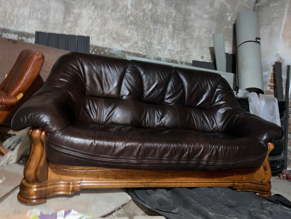 Шкіряні меблі 3,2,1 + стіл