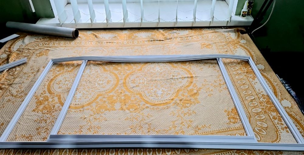 Уплотнительная резинка холодильника Snaige (Снайге).