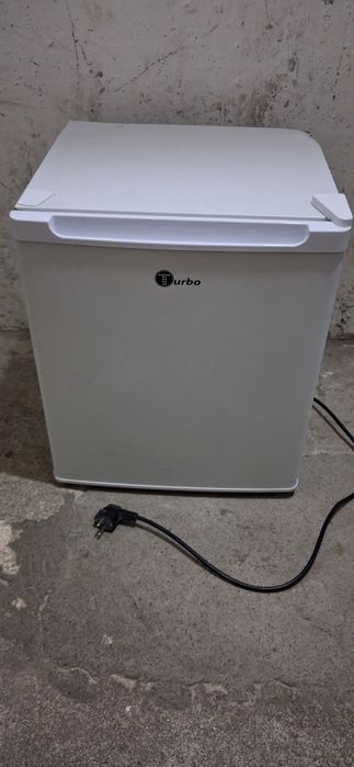 Lodówka hotelowa biurowa