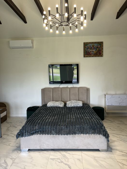 Подобова оренда будинку в м. ЯВОРІВ біля кордону Краковець-Корчова