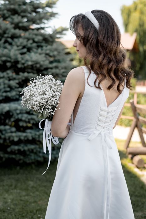 Продам весільну сукню