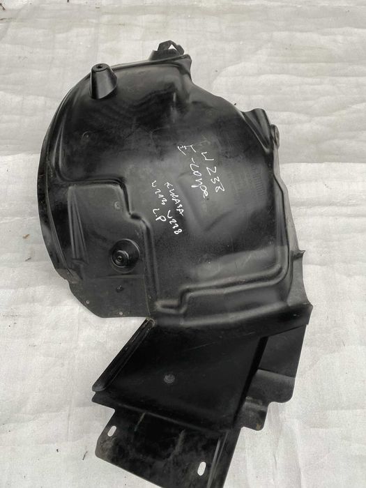 Mercedes E Klasa W213 Nadkole Przednie Lewe