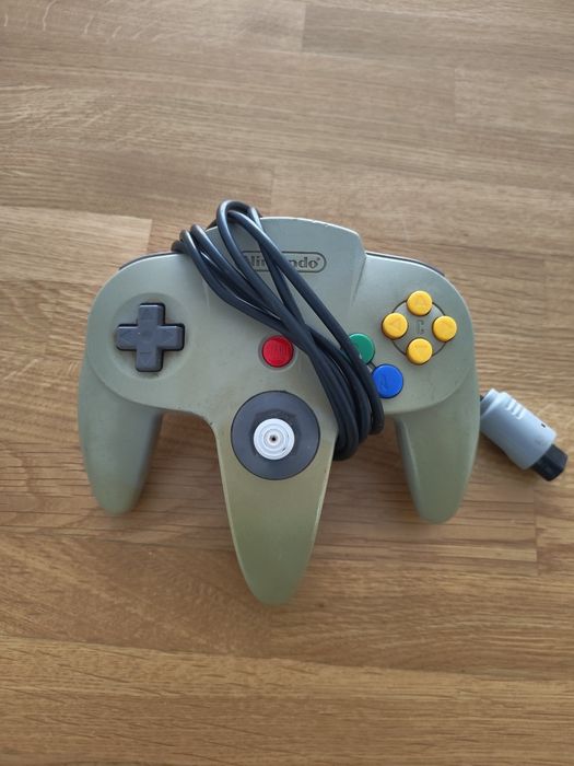 Comando para Nintendo 64