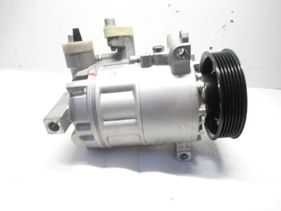 Kompresor klimatyzacji VW Audi Seat Skoda Renault Valeo 699357 1K0820803E