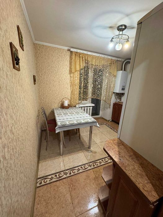 (3) Продам 3-кімнатну квартиру Ленінський район 1736