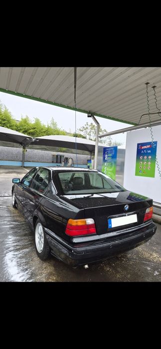 BMW 318 TDS Sedan Diesel foto 2