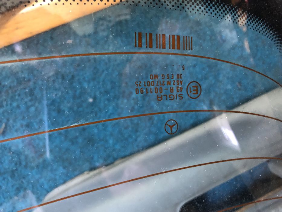 Vendo oculo traseiro para Mercedes W202, carro