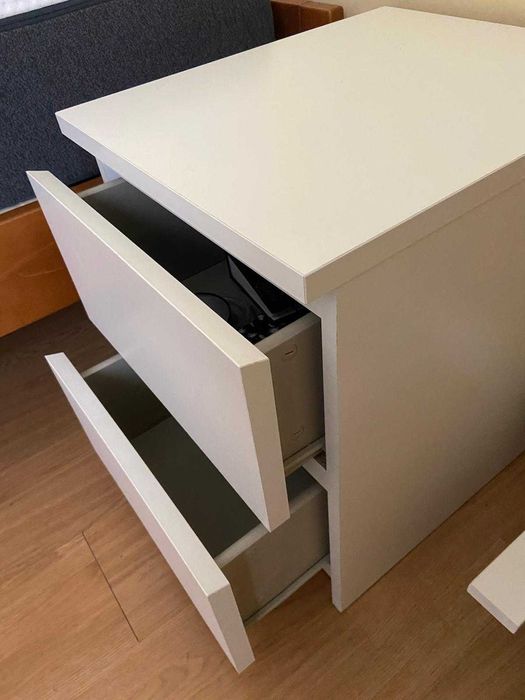 Mesinha de cabeceira MALM | IKEA