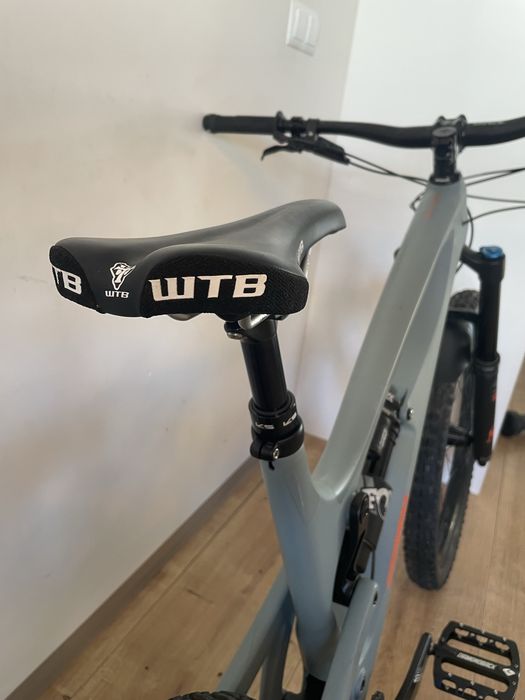 Diamondback Mission 2C Carbon 14,7 kg | FOX 36 + Float X2 | SRAM X01 Eagle