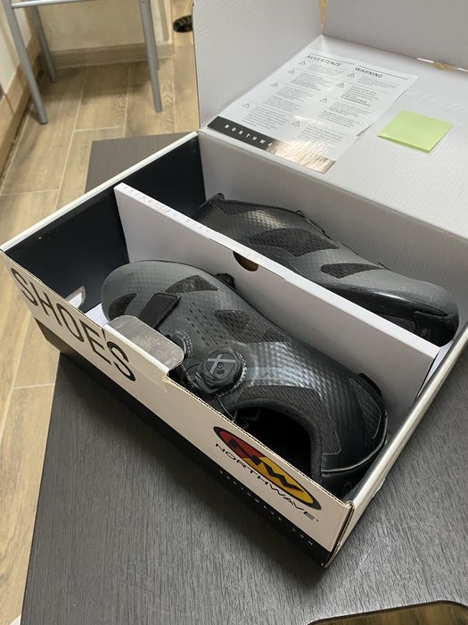 Велотуфлі Northwave Storm Carbon