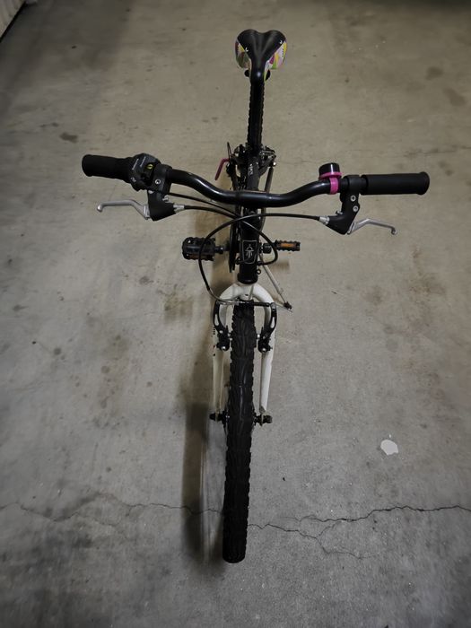 Bicicleta Criança Preta BTWIN - Aro 24