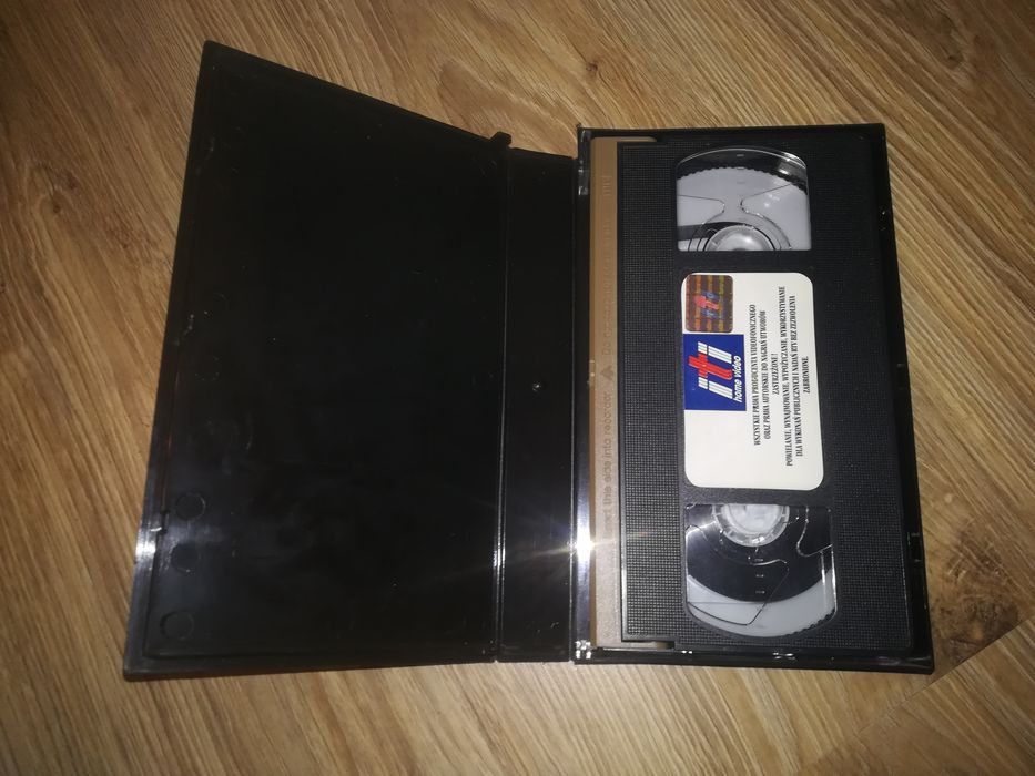 "Bo do Salsy trzeba dwojga" film kaseta VHS stan bdb.