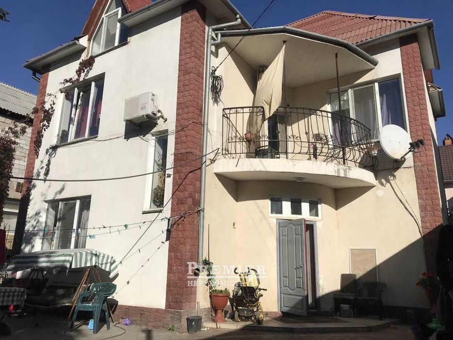 Продам Дом на 7 Фонтана. 184 кв. м . Ремонт.