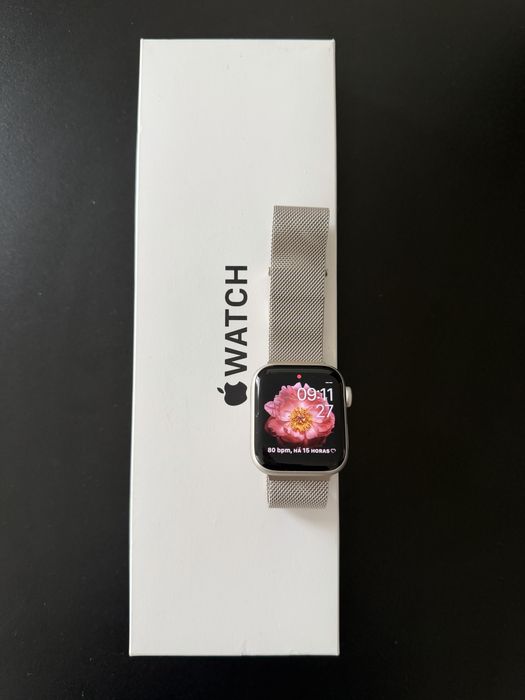 Apple Watch SE (Gen2) 40mm Starlight GPS