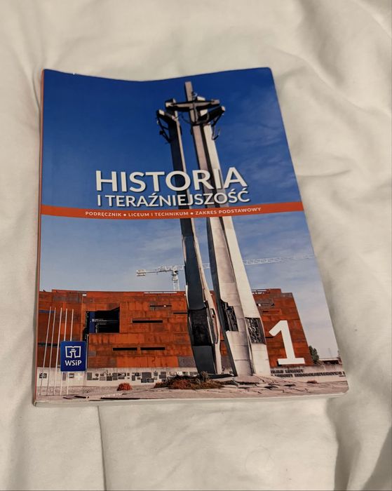Hostoria i teraznijszosc