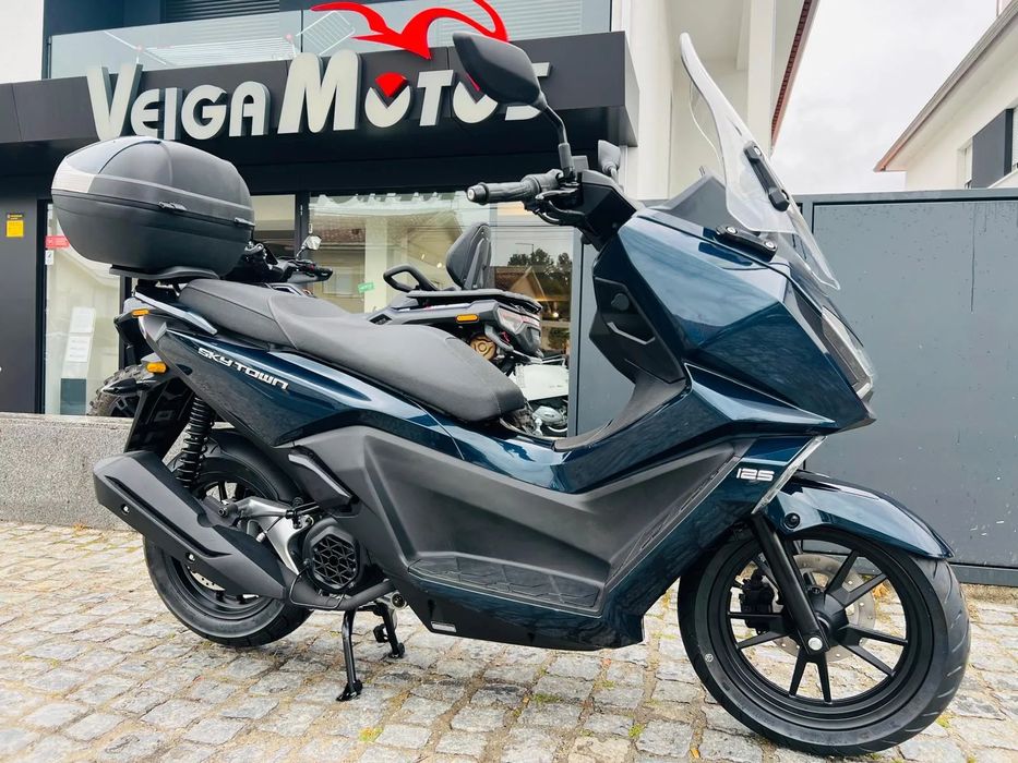 Kymco Skytown