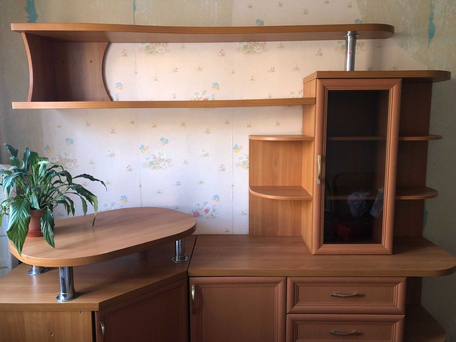 Гарнітур меблевий для вітальні та спальні