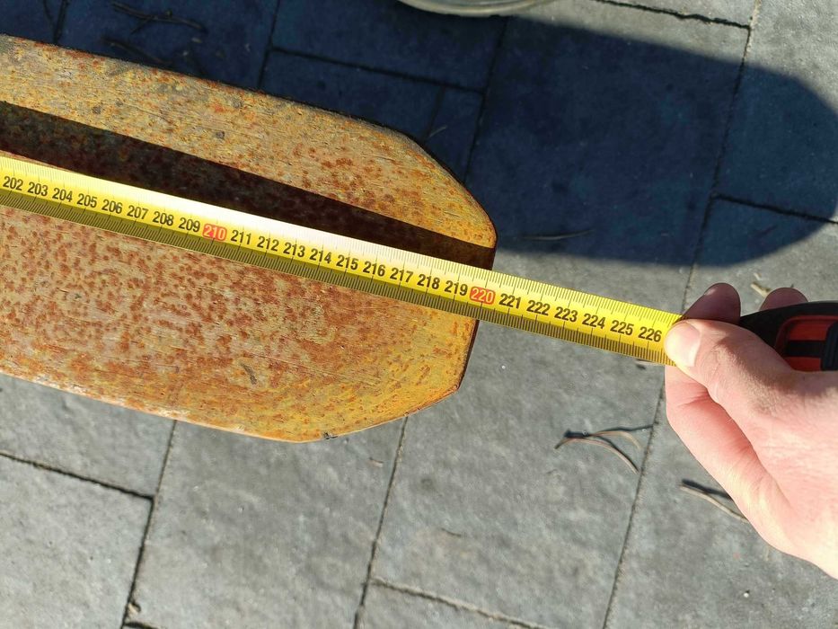 pozycjoner wideł  do wózka widłowego 5 ton