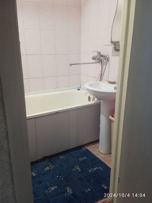 Продам  4-х комнатную квартиру ,на Таврическом , в м.Херсон