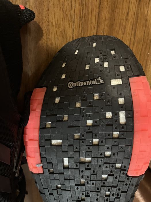 Кросівки  adidas Взуття для бігу Pulse Boost Hd M EG9970 Чорний