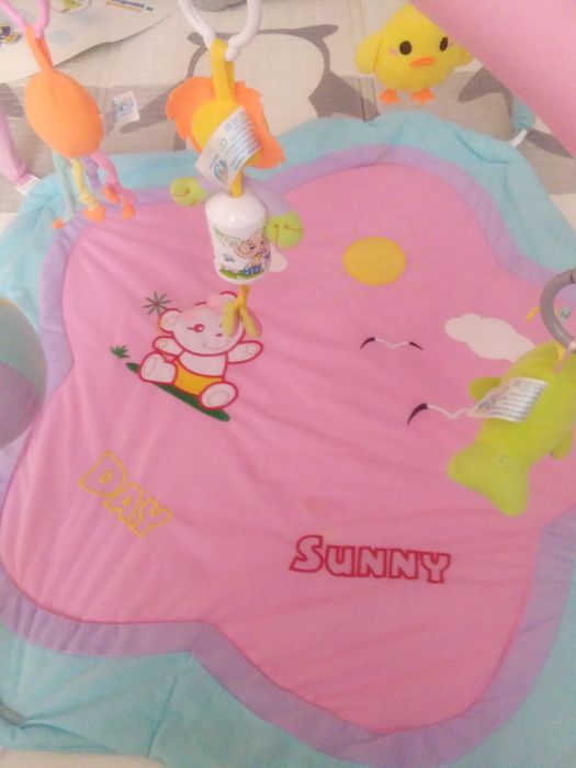 Детский развивающий коврик