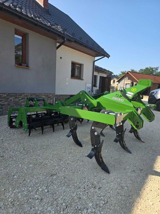 pług Dłutowy z wałkiem kolczastym lub strunowym