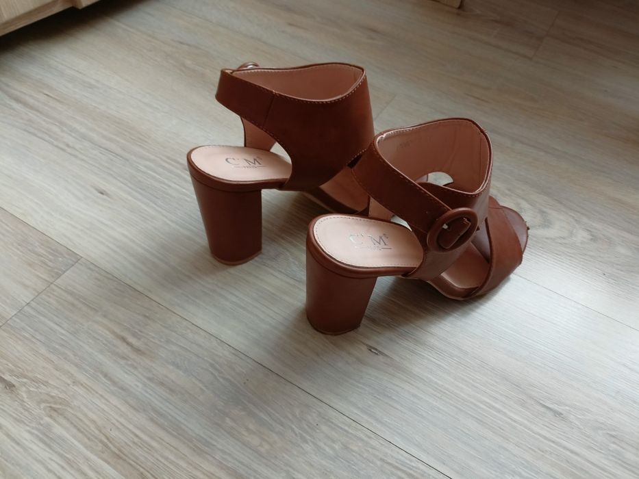 Sandały C'M Paris