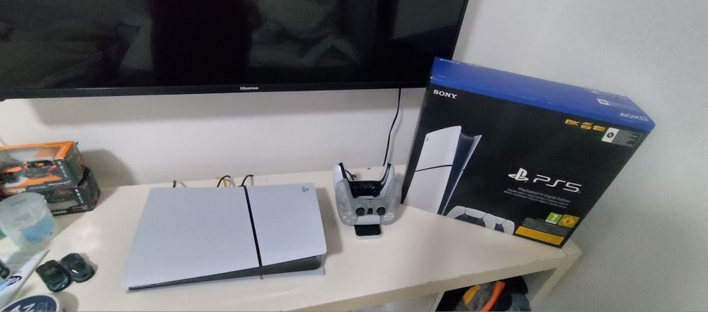Vendo Playstation 5 slim estado novo