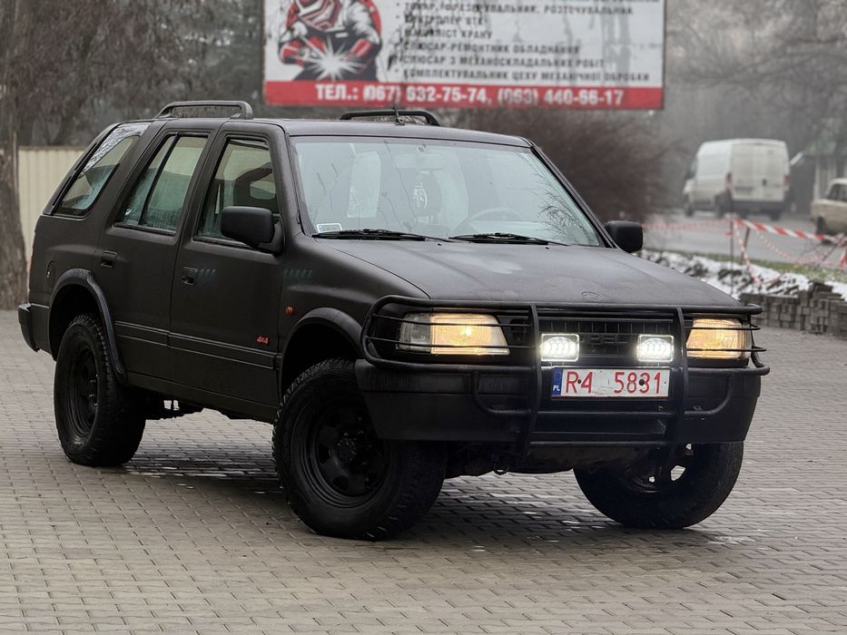 Opel Frontera 4X4 2.3 турбо дизель.
