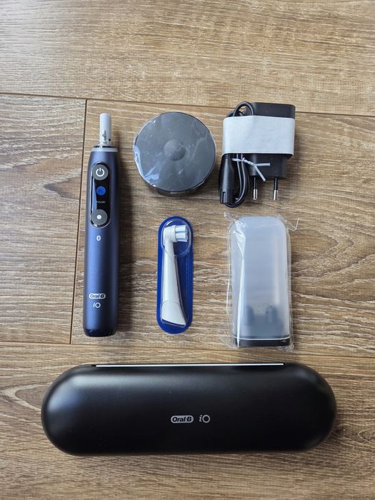 Szczoteczka magnetyczna Oral-B IO 9 szafirowa