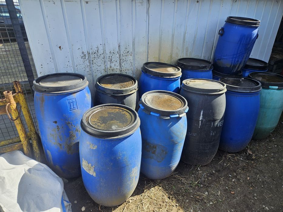 Bidões plastico com tampa