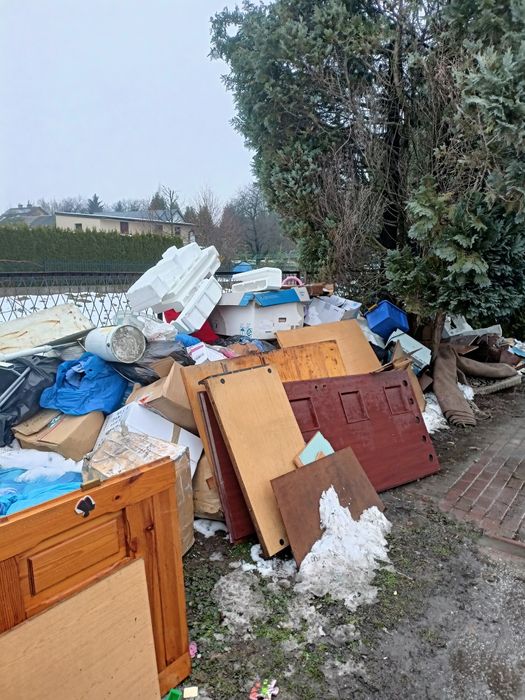 Wywóz Śmieci, Starych Mebli, Sprzątanie mieszkań